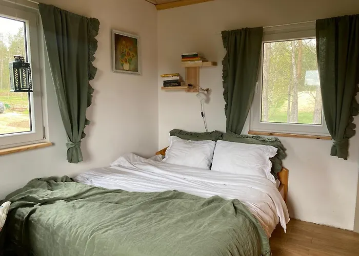 Rozana Zagroda Осек